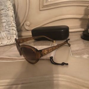 Authentic Louis Vuitton Sunglasses